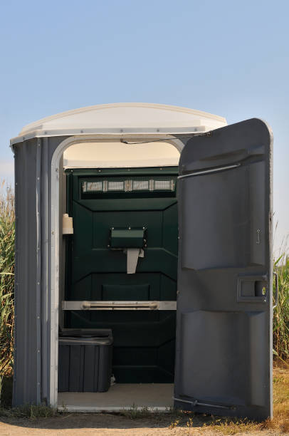 Best Restroom trailer rental cost  in Gerber, CA